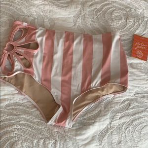 Kortni Jeane - Flower cutout bottoms